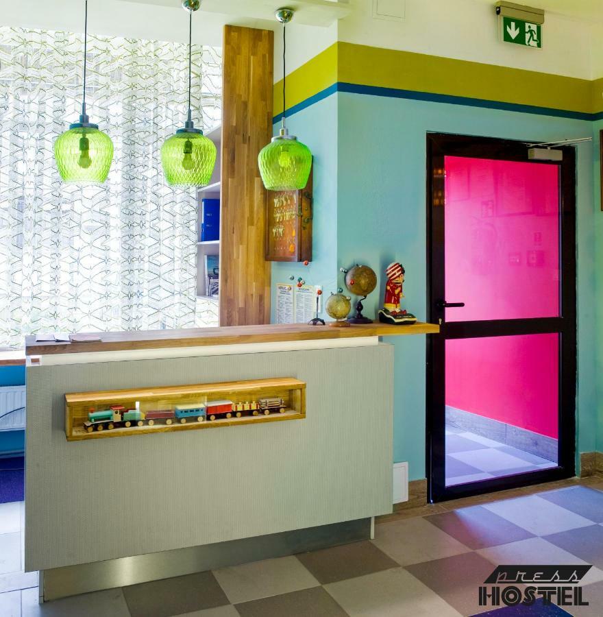 Press Hostel Варшава Экстерьер фото