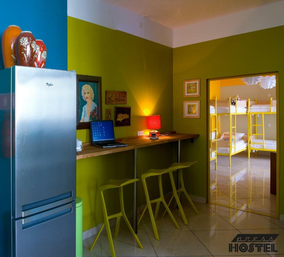 Press Hostel Варшава Экстерьер фото